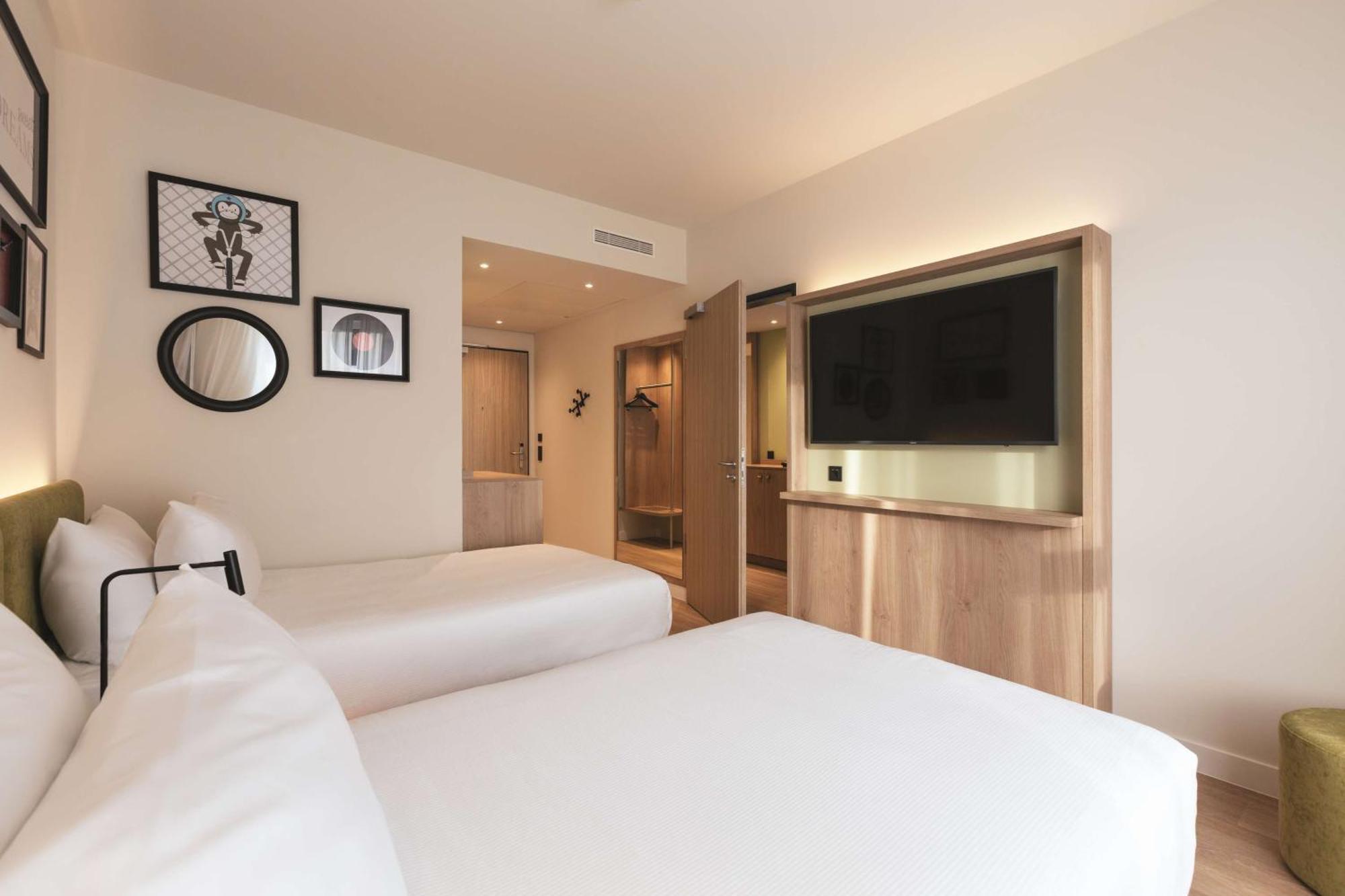 Hampton By Hilton Konstanz Hotel Exterior photo