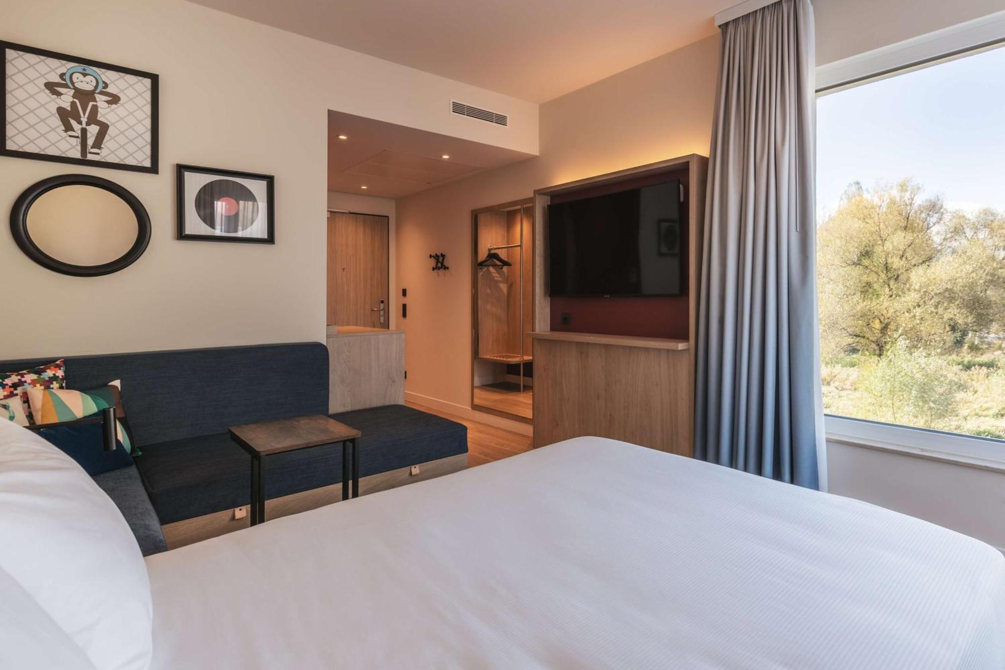 Hampton By Hilton Konstanz Hotel Exterior photo